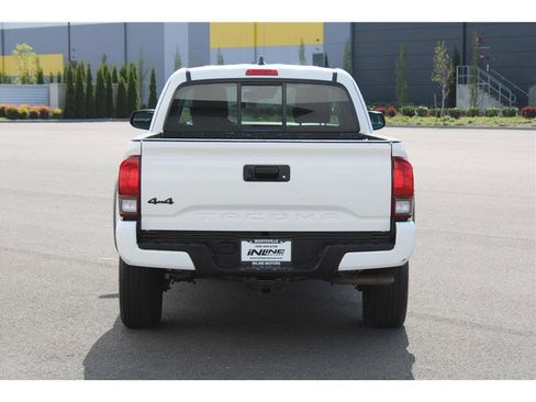 Used 2021 Toyota Tacoma SR w/ SX Package AWD/4WD image 3