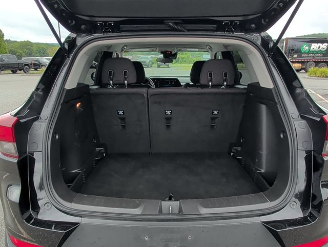 Used 2025 Chevrolet TrailBlazer LT AWD/4WD image 27
