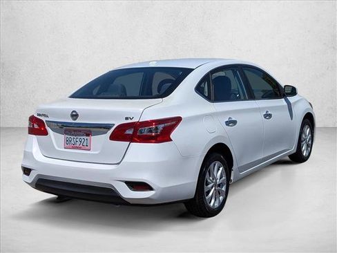 Used 2019 Nissan Sentra SV FWD image 5