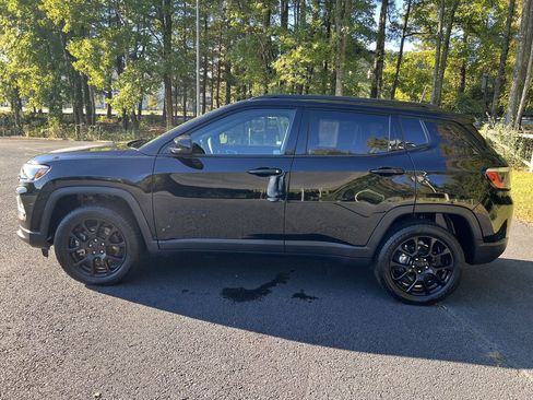 Certified 2023 Jeep Compass Altitude w/ Sun and Sound Group image 6