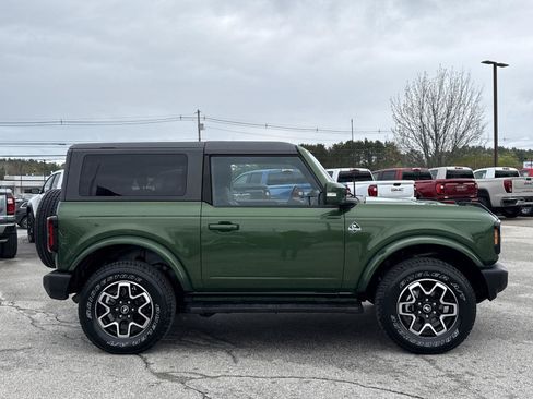 Used 2023 Ford Bronco Outer Banks AWD/4WD image 5