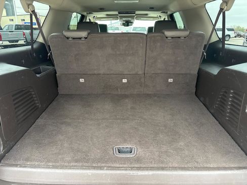 Used 2020 GMC Yukon XL Denali w/ Denali Premium Package image 6