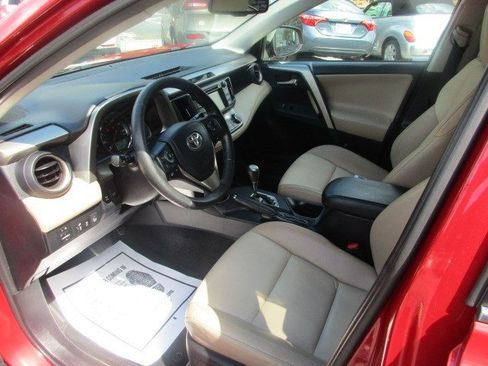 Used 2014 Toyota RAV4 Limited w/ Technology Package AWD/4WD image 16