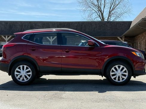 Used 2019 Nissan Rogue Sport SV image 6