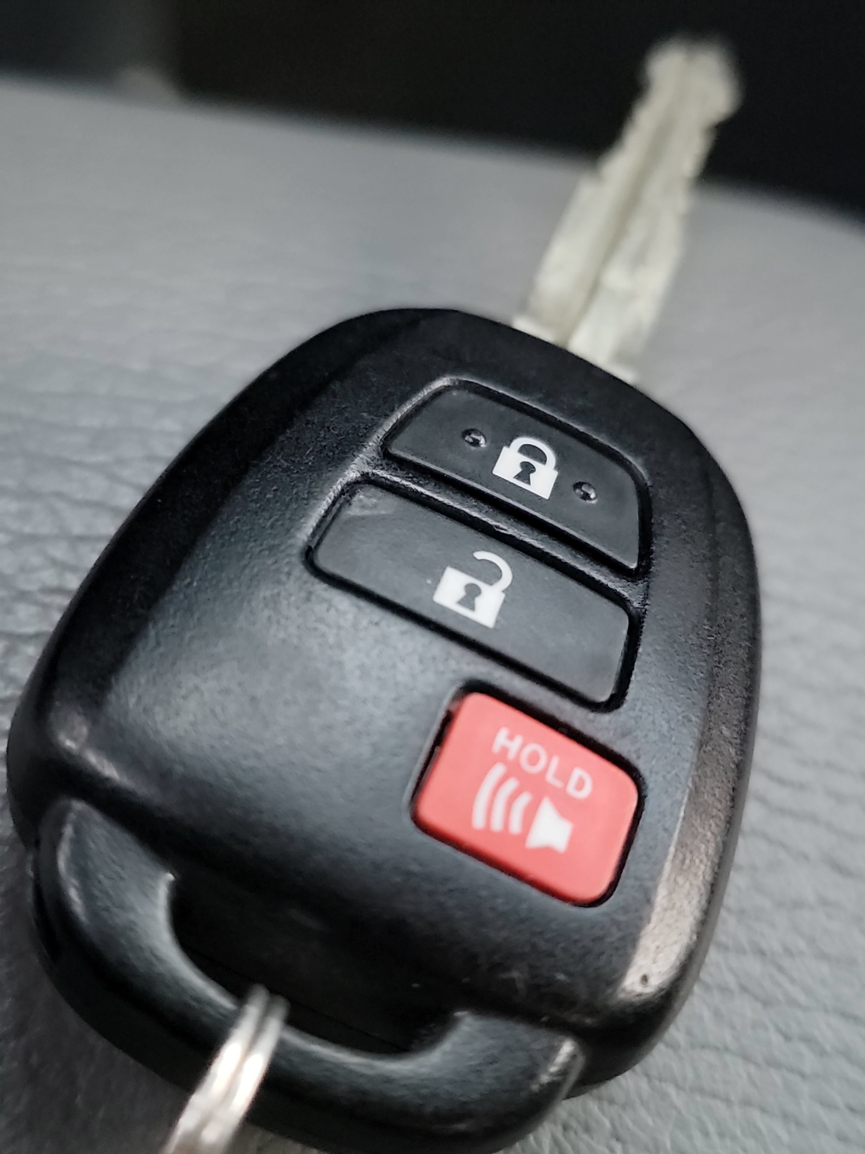 Used 2018 Toyota Tundra Limited AWD/4WD image 31