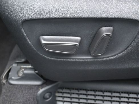 Certified 2024 Toyota Sienna LE image 12