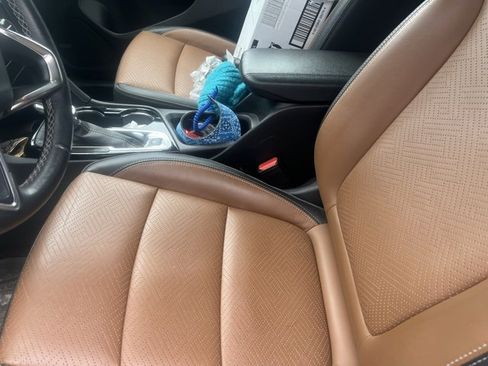 Used 2021 Buick Encore GX Essence w/ Advanced Technology Package image 7