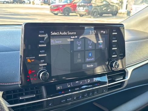 Used 2022 Toyota Sienna XSE image 20