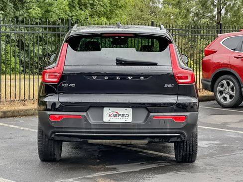 Used 2023 Volvo XC40 B5 Plus w/ Protection Package Premier AWD/4WD image 5