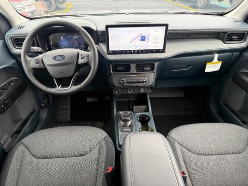 New 2025 Ford Maverick XLT image 11