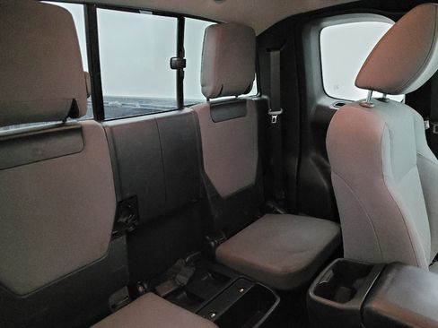 Used 2020 Toyota Tacoma SR w/ SX Package image 19