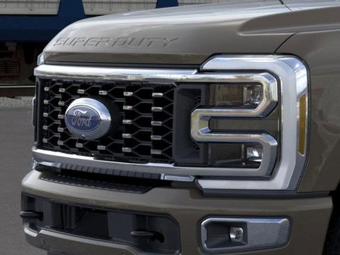 New 2026 Ford F350 4x4 Crew Cab DRW Super Duty image 18