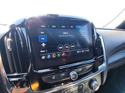 Used 2023 Chevrolet Traverse RS image 13