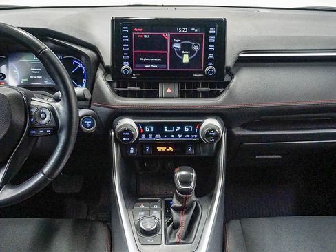 Used 2021 Toyota RAV4 SE w/ Weather & Moonroof Package image 14