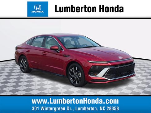 Used 2025 Hyundai Sonata SEL FWD image 1