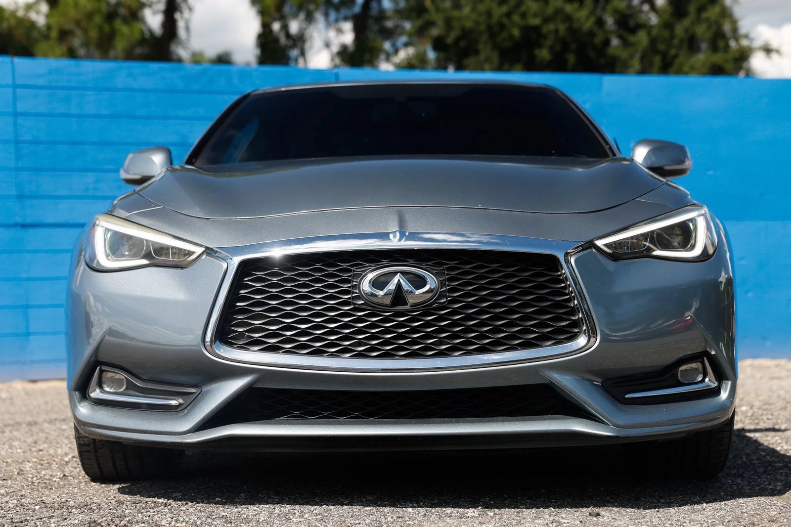 Used 2017 INFINITI Q60 Red Sport 400 AWD/4WD image 10