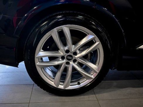 Used 2017 Audi Q7 3.0T Prestige image 50