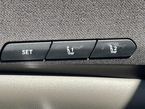 New 2026 Kia Carnival EX FWD image 27