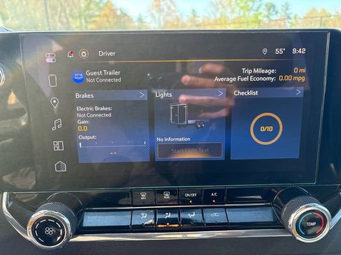 Used 2023 Chevrolet Colorado Trail Boss w/ Advanced Trailering Package AWD/4WD image 29
