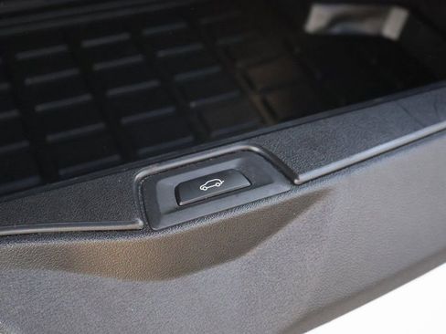 Used 2021 BMW X5 sDrive40i image 21