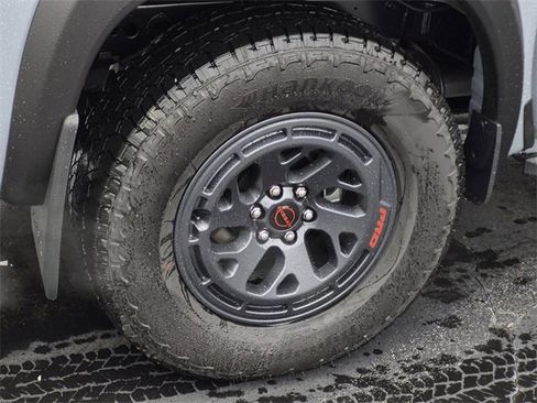 New 2026 Nissan Frontier PRO-4X w/ Pro-4x Convenience Package image 5