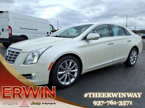 Used 2013 Cadillac XTS Luxury w/ Driver Awareness Package image 3