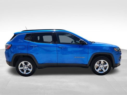 Used 2024 Jeep Compass Latitude AWD/4WD image 10