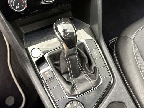 Used 2023 Volkswagen Taos SE image 15