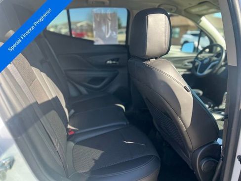 Used 2021 Buick Encore Preferred image 20