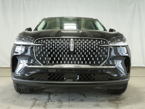 Used 2025 Lincoln Aviator Reserve w/ Equipment Group 201A image 9