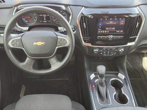 Used 2021 Chevrolet Traverse LS w/ LPO, Floor Liner Package FWD image 28