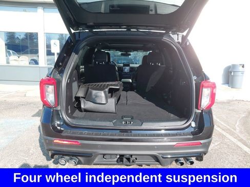 Used 2020 Ford Explorer ST w/ Premium Technology Package image 21