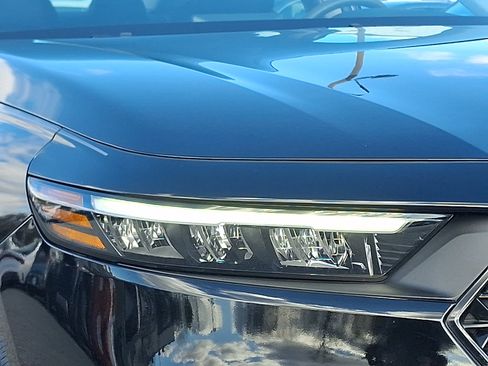 Used 2024 Honda Accord LX image 9