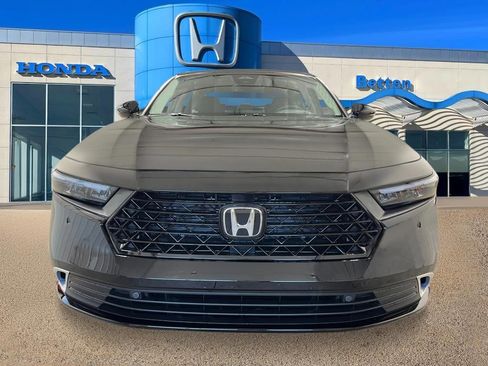 New 2025 Honda Accord Touring image 10