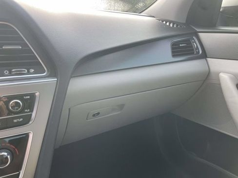 Used 2017 Hyundai Sonata Sport w/ Value Edition Package 02 FWD image 31