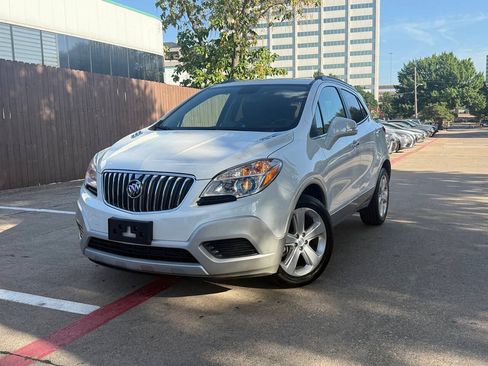 Used 2015 Buick Encore FWD image 2