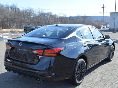 Used 2025 Nissan Altima 2.5 SV w/ SV Special Edition Package image 6