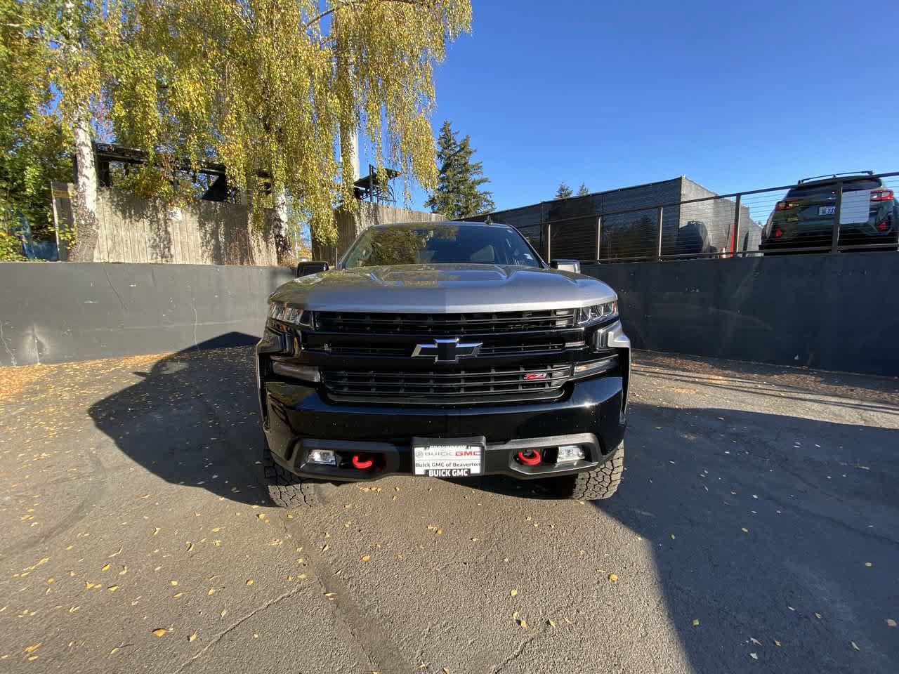 Used 2020 Chevrolet Silverado 1500 LT Trail Boss w/ Convenience Package AWD/4WD image 9