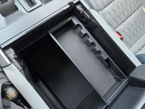 Used 2022 Ford F150 Limited image 45