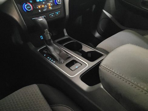 Used 2017 Ford Escape SE AWD/4WD image 26