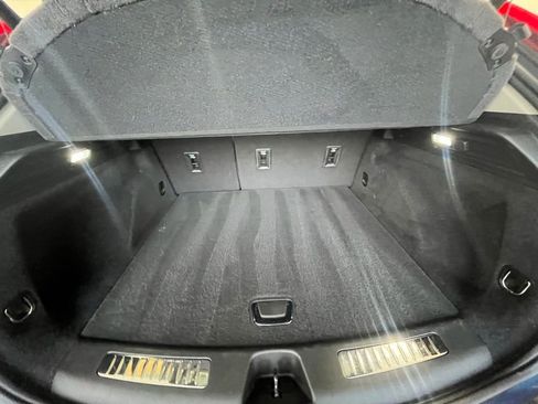 Used 2022 Cadillac XT4 Premium Luxury w/ LPO, Radiant Package image 28