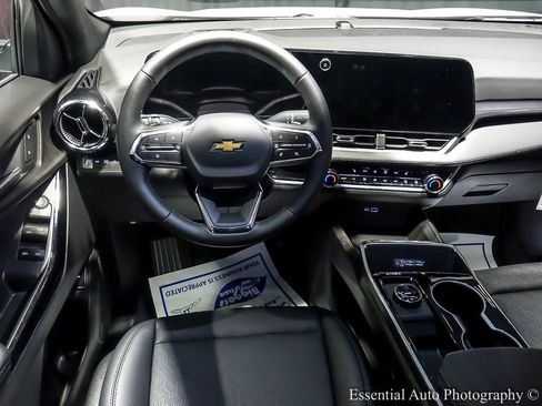 New 2026 Chevrolet Equinox LT w/ Convenience Package II image 13