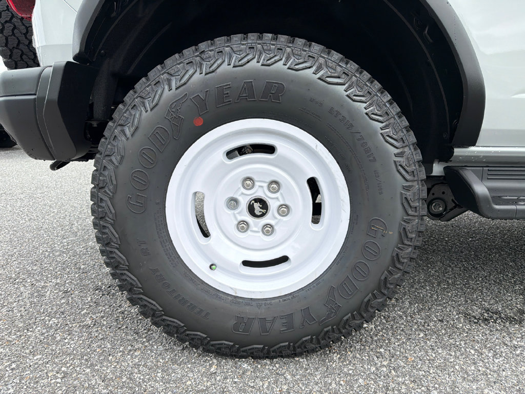 New 2026 Ford Bronco Heritage Edition AWD/4WD image 17