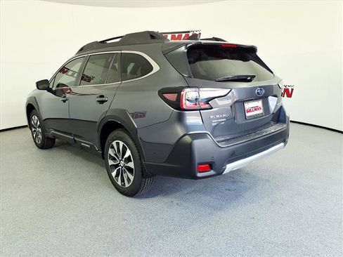 New 2025 Subaru Outback Limited image 2