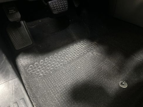 Used 2018 Toyota 4Runner Limited image 17