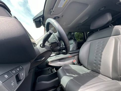 Certified 2024 Kia EV9 Wind AWD/4WD image 14