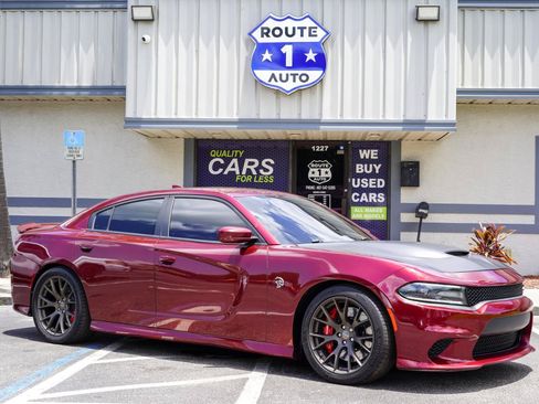 Used 2018 Dodge Charger SRT Hellcat w/ Harman/Kardon Audio Group RWD image 3