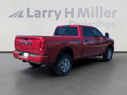 New 2026 RAM 2500 Big Horn AWD/4WD image 5