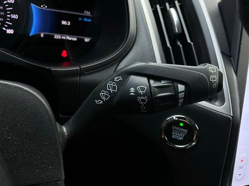 Used 2022 Ford Edge SE w/ Black Appearance Package image 35