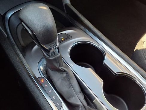 Used 2025 Chevrolet Malibu LT image 21